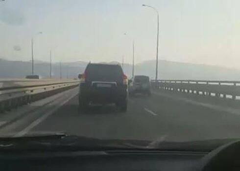 Вот так во Владивостоке наказывают за то, что не уступили дорогу