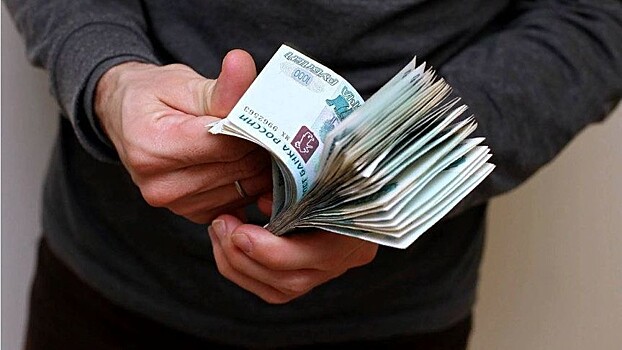 В Зуевском районе руководитель металлообрабатывающего предприятия задолжал зарплату 18 работникам