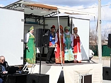 В Дубовском районе впервые состоялся концерт на мобильной сцене