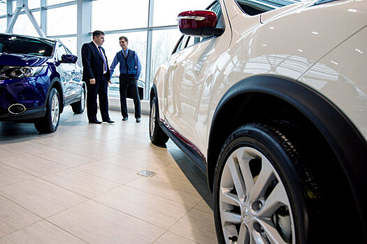 Стабильный рубль обвалил авторынок