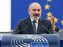 Пашинян назвал полумертвыми двух бывших президентов Армении