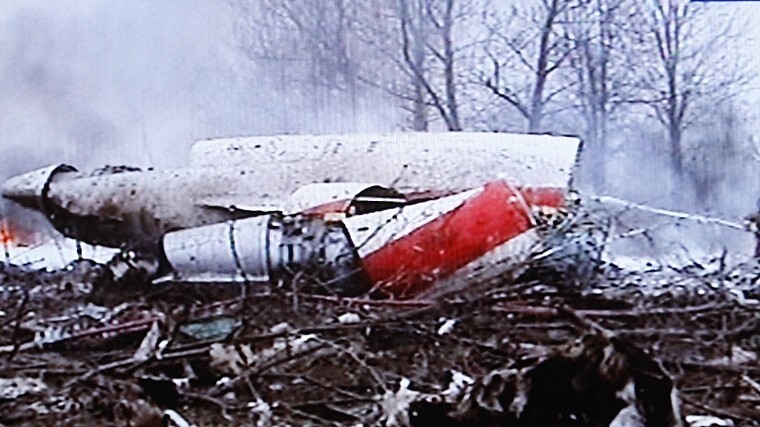 Польские эксперты сообщают о следах взрывчатки на обломках самолета Качиньского