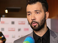 Певец Денис Клявер призвал телезрителей «МИРа» оставаться дома