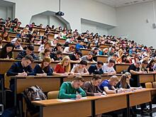 «Халява, приди!»: известные приморцы рассказали о своих студенческих годах