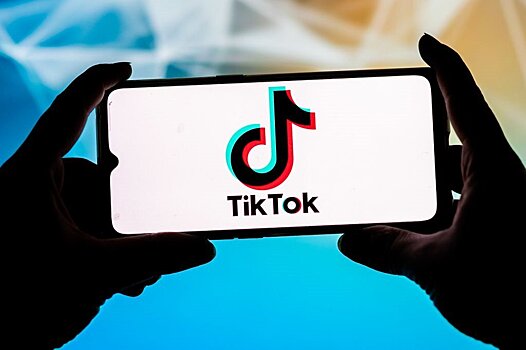Сотрудница TikTok обвинила компанию в принудительном просмотре шок-контента