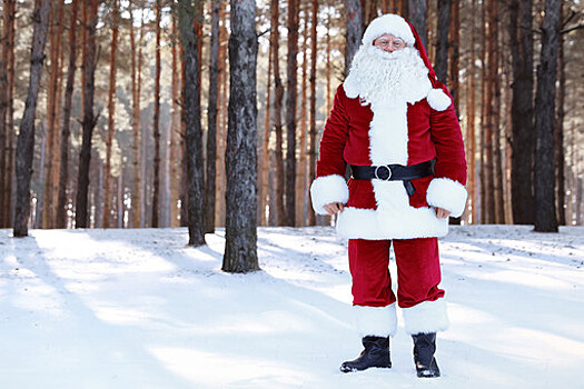 Санта-Клаус и Lordi посетили пункт вакцинации в Финляндии