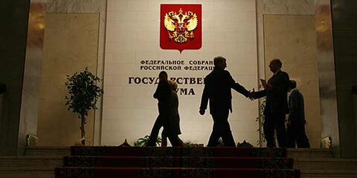 Чиновников планируют обязать соблюдать нормы литературного русского языка