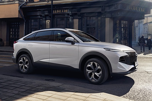 Кросс-купе Haval F7x: раскрыты цены и комплектации для РФ