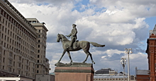 Памятник Жукову доверили реставрировать агентству по организации мероприятий