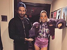 Фильм "Звезда родилась" с Леди Гагой и Брэдли Купером выйдет в 2018 году