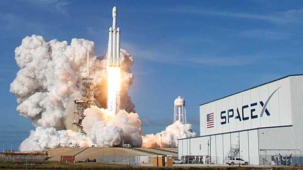 Как у SpaceX получается делать такие поразительные кадры запуска ракет