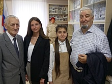 Серебро для отличников: мулинским выпускникам вручили награды из драгоценного металла