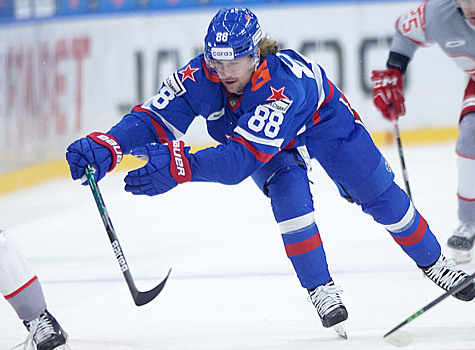 Зыков и Лайпсик, оформившие по дублю, дожали в Череповце «Северсталь». Команда Ларионова одержала третью подряд победу в чемпионате