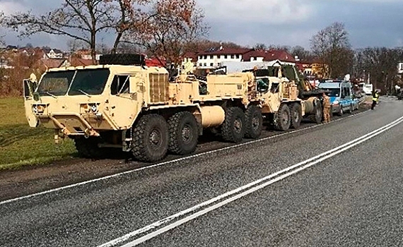 Военные грузовики США устроили массовое ДТП в Польше