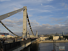 Минтранс предупредил об ограничении движения по Крымскому мосту
