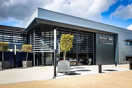 Гельмут Марко: «Внутри «Ред Булл» мы довольны показателями двигателя. Но никто из команд не знает о цифрах»