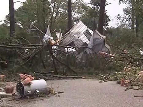 Мощный торнадо обрушился на Северную Каролину