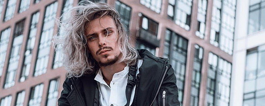 Тимати заметили в ОАЭ с новой девушкой