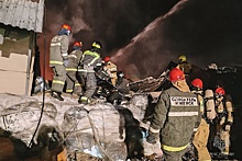 В Ижевске при крупном пожаре на производстве погиб человек
