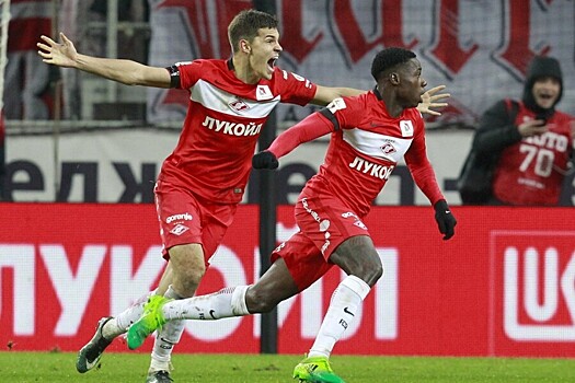 «Было бы шикарно обменять Промеса на Зобнина» – фаны Аякса» об интересе «Спартака» к Квинси