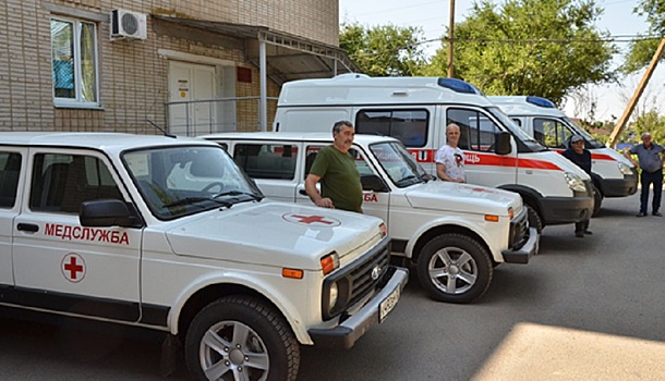 Четыре новых машины получила ЦРБ Ремонтненского района