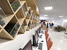 Уже более 5 тыс москвичей воспользовались флагманским МФЦ для регистрации автомобиля