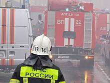 Шесть гаражей загорелось на северо-востоке Москвы