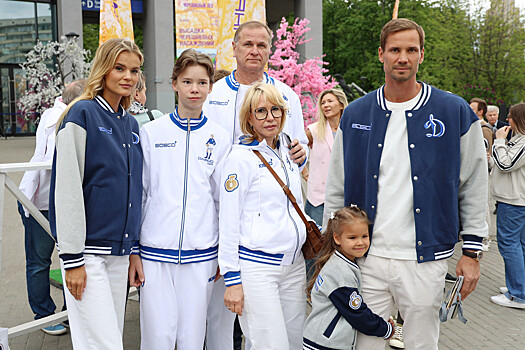 Черешневый лес: В москве прошла ежегодная посадка черешневых саженцев