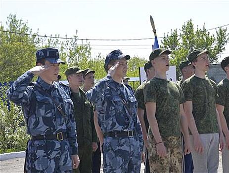 В самарских школах предложили ввести уроки военной подготовки