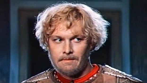 Инсульт и потеря имущества: как живет звезда фильма «Финист — Ясный сокол»