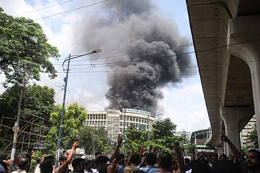 Эксперт объяснил причину массовых протестов в Бангладеш
