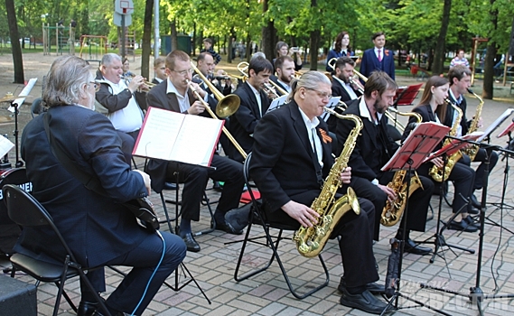 В курских парках начинаются концерты