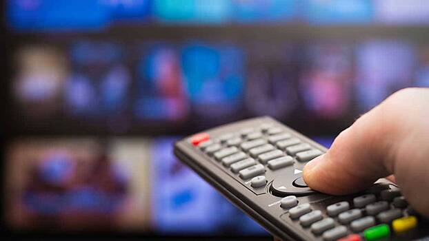 Офтальмолог объяснила, какие телевизоры вредят зрению