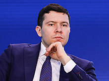 Алиханов: в России организовали выпуск легковых автомобилей более 20 брендов