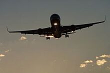 В Самаре экстренно сел самолет - у пассажирки случился гипертонический криз
