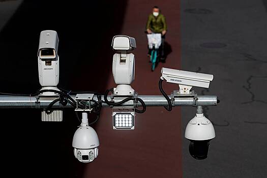 Британия уберет китайское оборудование для слежки с государственных объектов