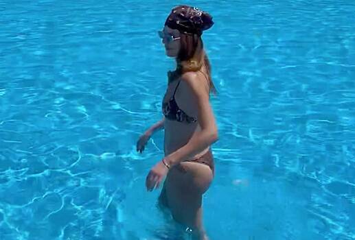 41-летняя Наталья Подольская показала фигуру в купальнике