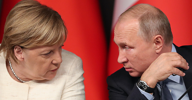 Путин и Меркель раскритиковали решение Украины