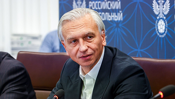 Дюков анонсировал рассмотрение на исполкоме РФС предложения клубов РПЛ по судейству