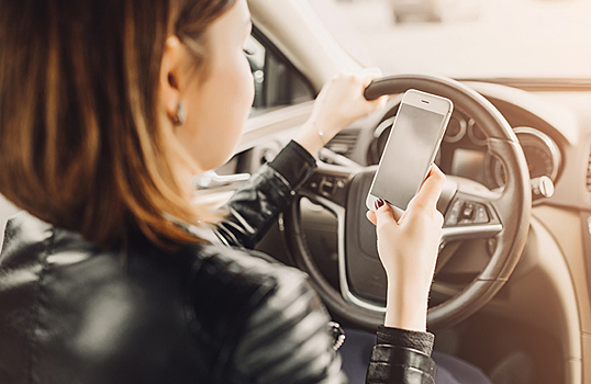 Поездка по межгородскому тарифу обернулась для клиентки каршеринга штрафами