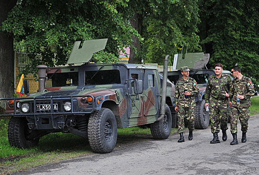 Солдаты НАТО отрабатывают защиту Сувалкского перешейка в Литве