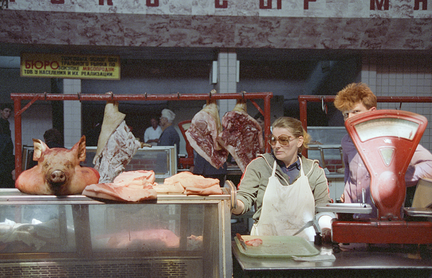 Торговля на продуктовом рынке Волгограда, 1991 год