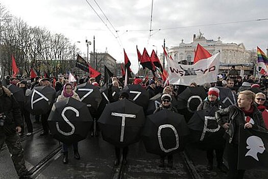 В Польше антифашисты и ЛГБТ-движение ответили на марш националистов
