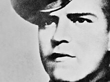Чужой Георгий Жуков и власовцы под кроватью