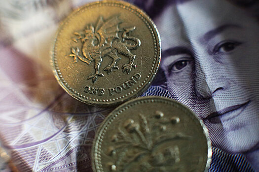 Великобритания выведет из обращения фунтовые монеты, выпущенные в 1983 году
