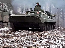 В Минобороны РФ показали кадры движения колонны ВС РФ под Киевом