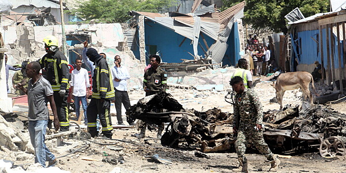 Число жертв взрывов в центре столицы Сомали достигло 104