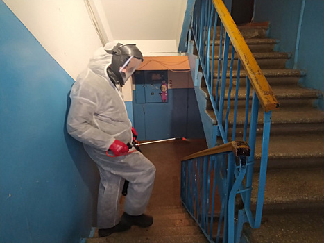 Власти Самары усилили контроль за дезинфекцией подъездов