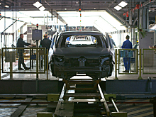 Производство легковых автомобилей в РФ упало на 7,4%