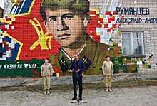 В Сямже появился мурал с портретом Героя Советского Союза